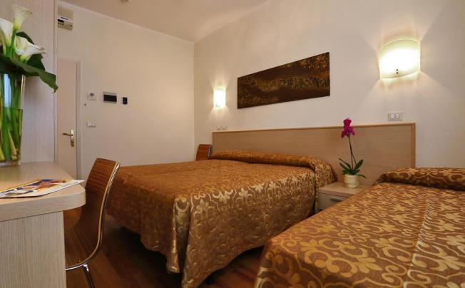 Фото отеля Castiglione Hotel