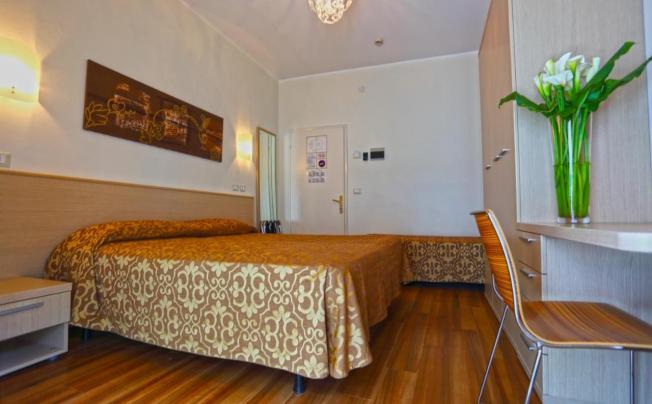 Фото отеля Castiglione Hotel