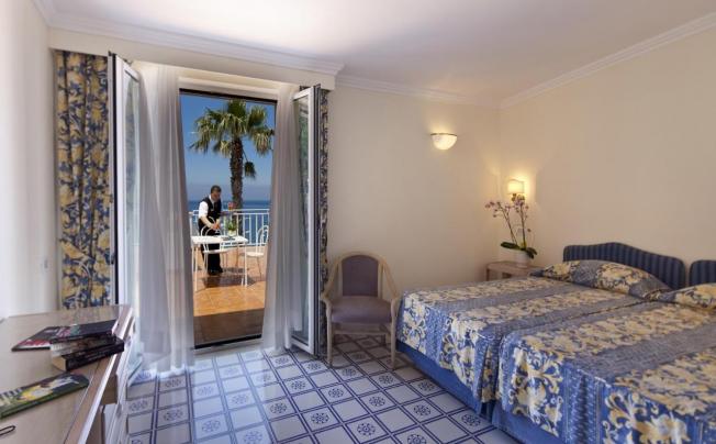 Фото отеля Continental Mare Hotel