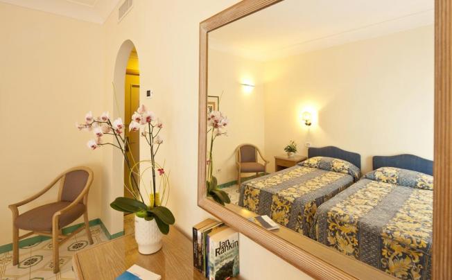 Фото отеля Continental Mare Hotel