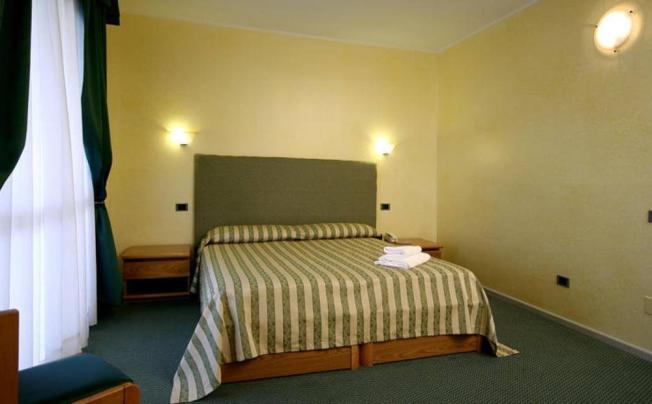 Фото отеля Qt Hotel
