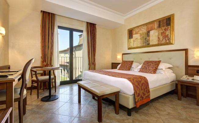 Фото отеля Athena hotel