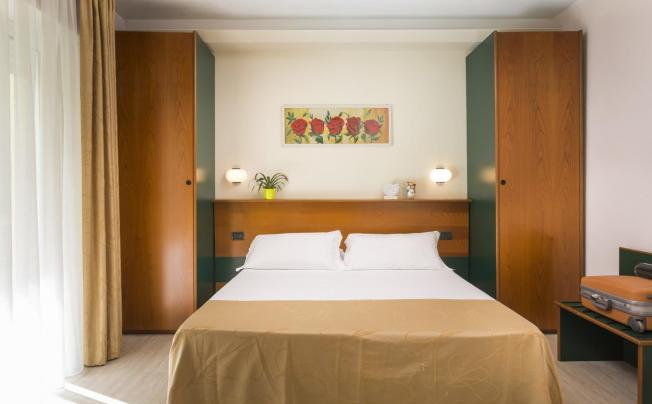 Фото отеля Astoria Suite Hotel