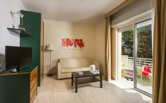 Фото отеля Astoria Suite Hotel