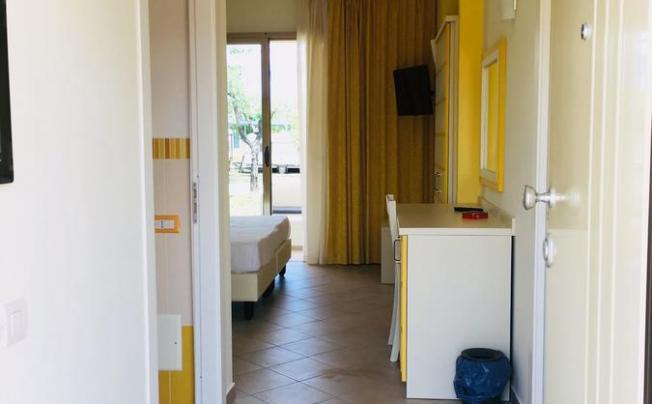 Фото отеля Baia Di Trainiti Hotel