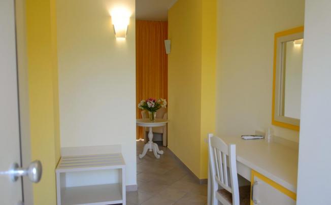 Фото отеля Baia Di Trainiti Hotel