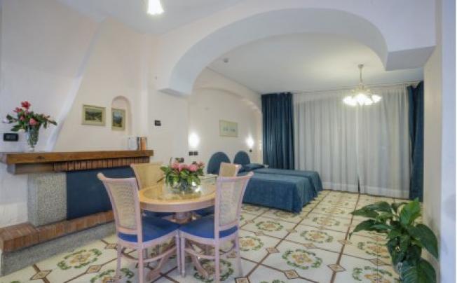 Фото отеля GARDEN HOTEL