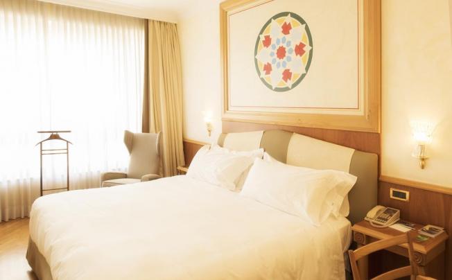 Фото отеля RENAISSANCE HOTEL MEDITERRANEO