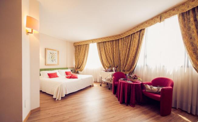 Фото отеля Rege Hotel
