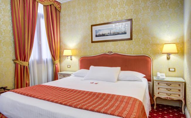 Фото отеля Antiche Figure Hotel