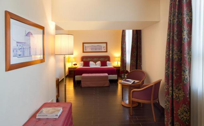 Фото отеля Starhotels Business Palace