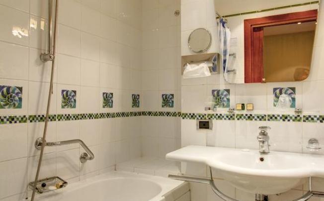 Фото отеля Corot Hotel