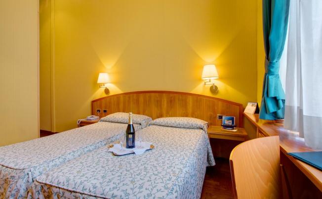 Фото отеля Corot Hotel