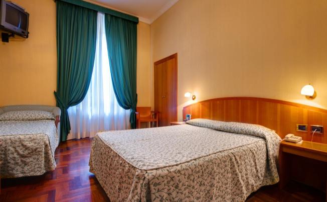 Фото отеля Corot Hotel