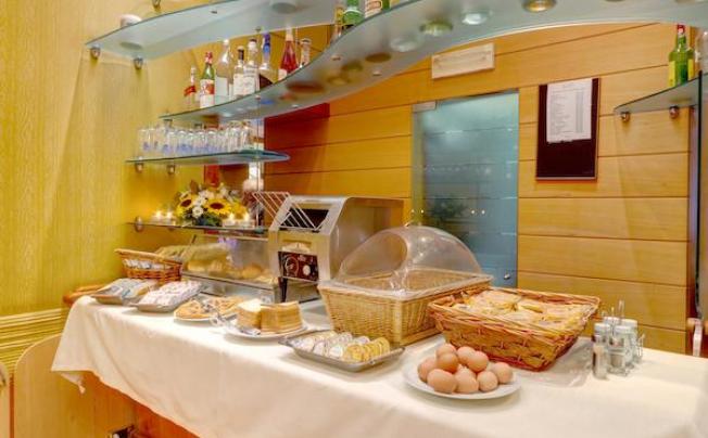 Фото отеля Corot Hotel