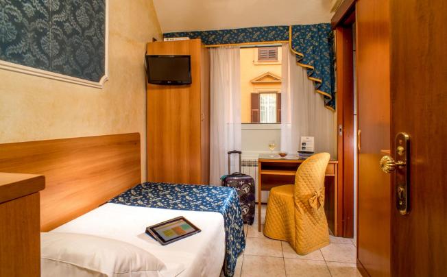 Фото отеля Assisi Hotel