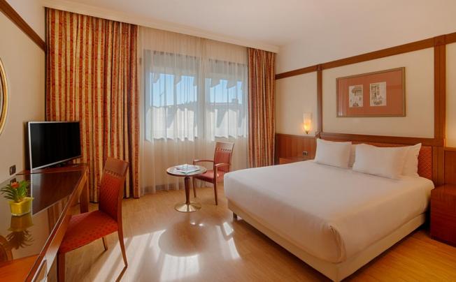 Фото отеля Nh villa carpegna