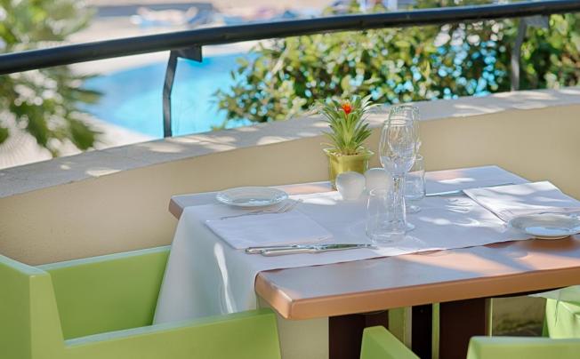 Фото отеля Nh villa carpegna