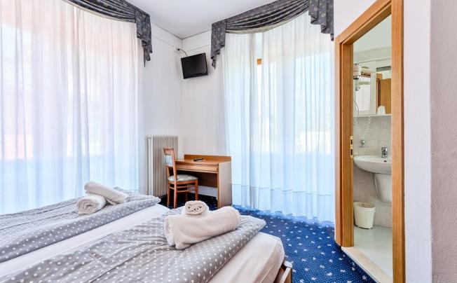 Фото отеля Aurora Torbole Hotel