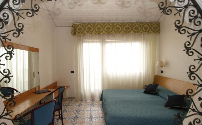 Фото отеля Vello D Oro Art Hotel