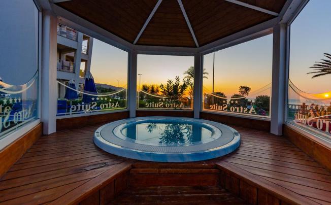 Фото отеля Astro Suite Hotel