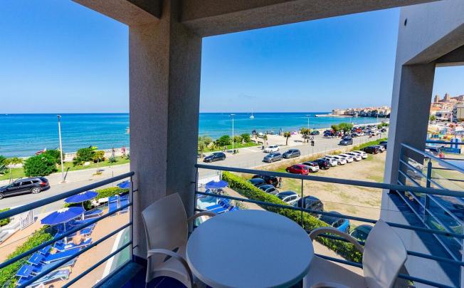 Фото отеля Astro Suite Hotel