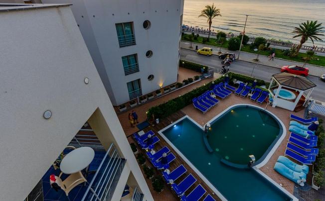 Фото отеля Astro Suite Hotel