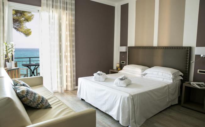 Фото отеля Arc En Ciel Hotel