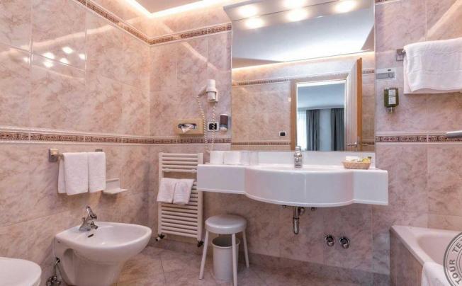 Фото отеля Genziana Hotel