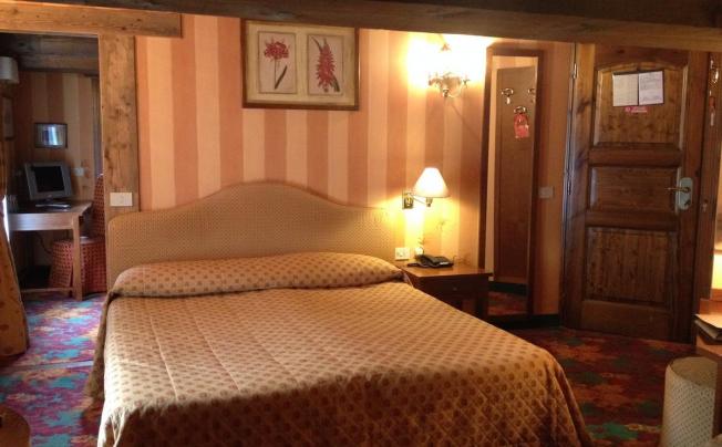 Фото отеля Chateau Blanc Hotel