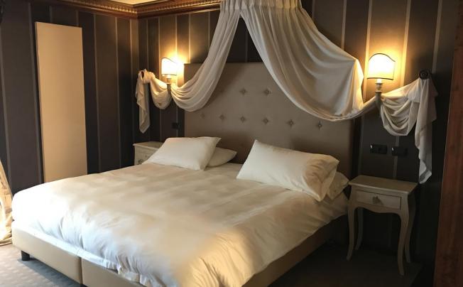 Фото отеля Chateau Blanc Hotel
