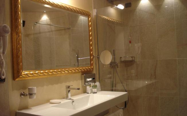 Фото отеля Chateau Blanc Hotel