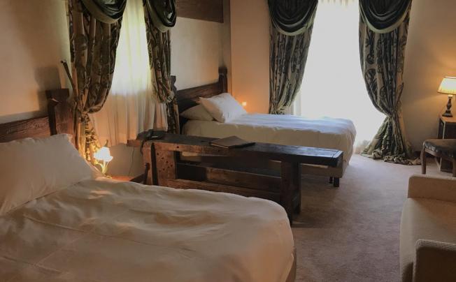 Фото отеля Chateau Blanc Hotel