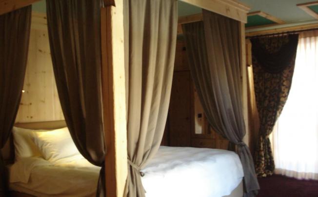 Фото отеля Chateau Blanc Hotel