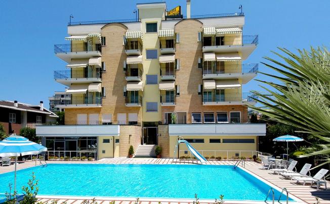 Фото отеля Domingo Hotel