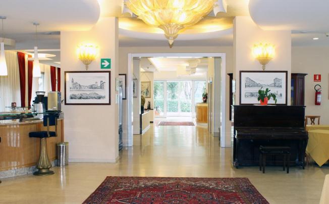 Фото отеля Albatros Hotel Mestre