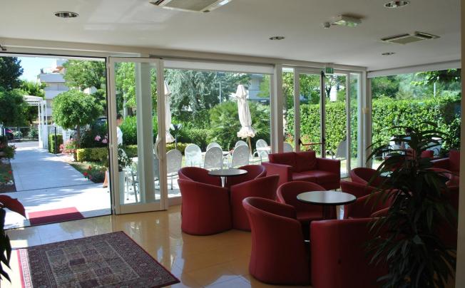 Фото отеля Bahama Hotel