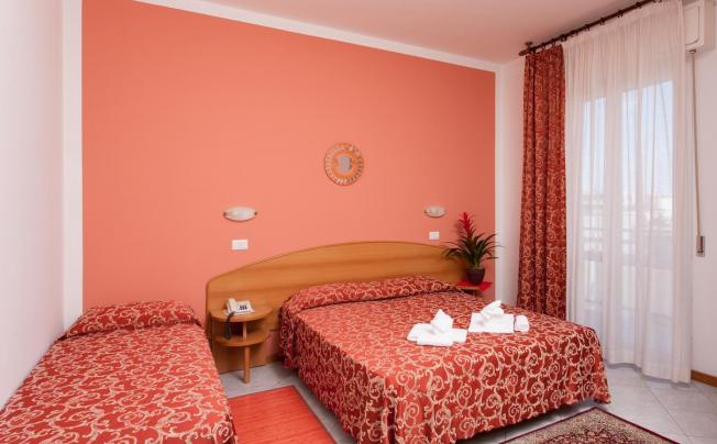 Фото отеля Bahama Hotel