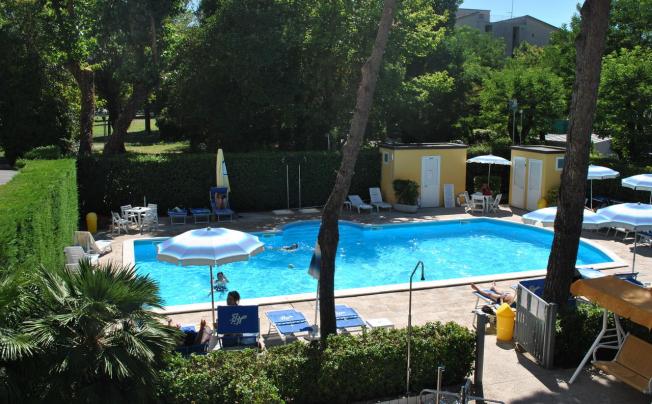 Фото отеля Bahama Hotel