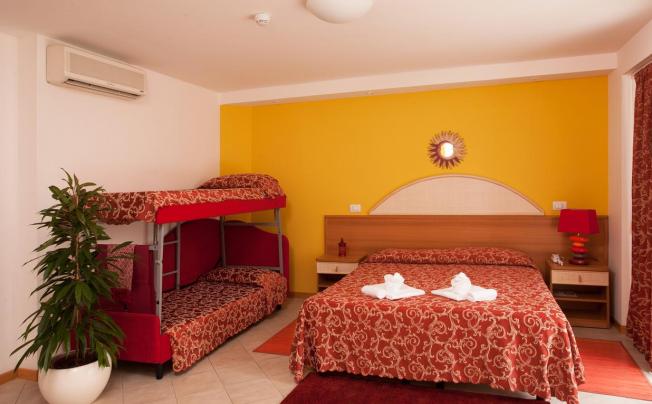 Фото отеля Bahama Hotel