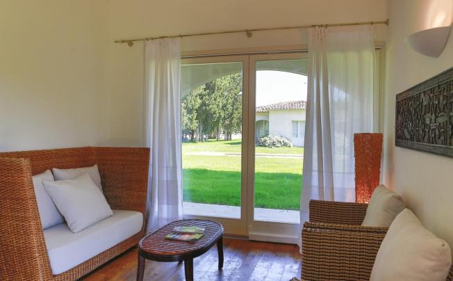 Фото отеля Tarthes Hotel