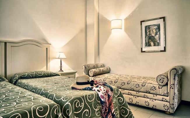 Фото отеля ROCCAMARE RESIDENCE 