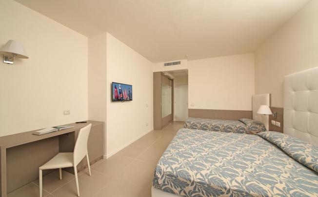 Фото отеля Hotel & residence holiday