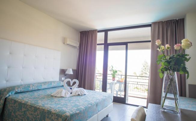 Фото отеля Hotel & residence holiday