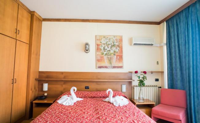 Фото отеля Hotel & residence holiday
