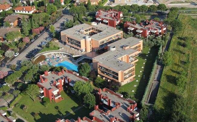 Фото отеля Hotel & residence holiday