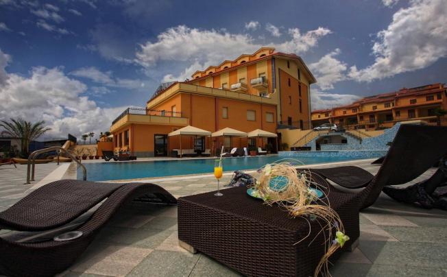 Фото отеля GRAND HOTEL PARADISO