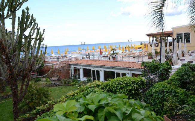 Фото отеля Hilton Giardini Naxos