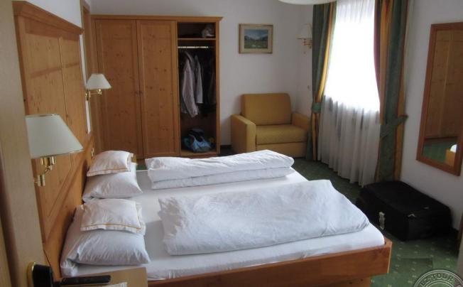 Фото отеля Mezdi Hotel Garni