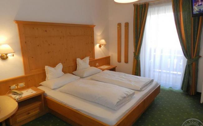 Фото отеля Mezdi Hotel Garni